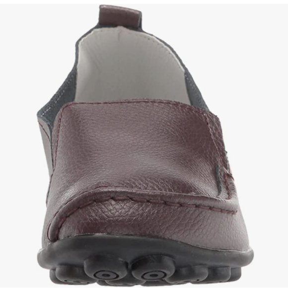 NWT Loafers: Faux Leather, Slip On, Rubber Soles, Lightweight, US 9.5 - Picture 5 of 13